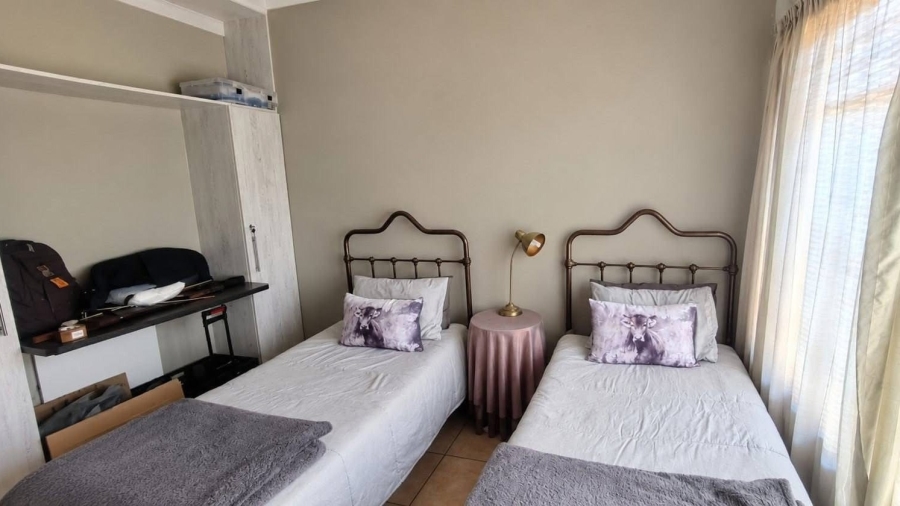 4 Bedroom Property for Sale in Flimieda North West